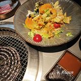 看了看，最后选了大众点评上的三人套餐