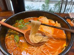 -银米·云南传统过桥米线(双廊黑金冠店)