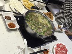 -黑山牛肉汤火锅(花城汇店)