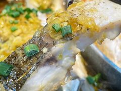 -阿瓦山寨·湘菜现炒·剁椒鱼头王(咸阳总店)