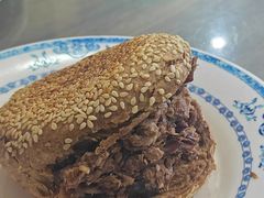 牛肉火烧-老爆肚满五香烧牛羊肉