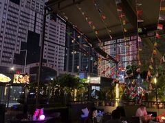 -深圳温德姆至尊酒店·大堂吧·户外花园