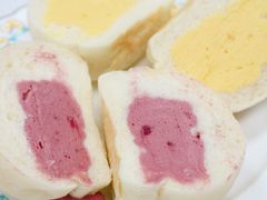 树莓冰面包-富贵面包公司(运河店)