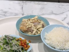 -荣华基·现炒快餐(肇嘉浜路店)