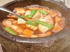 石锅沃豆腐-桂满陇-十里风荷(合生汇店)