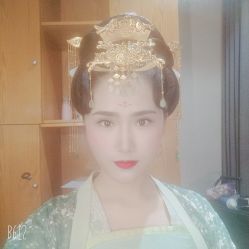 -盘子女人坊古装写真摄影(厦门总店)