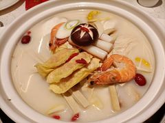 -三人行骨头王火锅(长寿店)