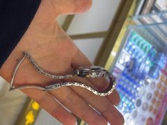 -鑫羽黄金首饰奢侈品回收鉴定