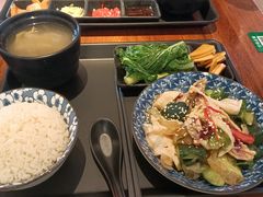 -又鸟pizza海南鸡饭(假日广场店)
