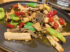-十三式重庆江湖菜(金茂览秀城店)