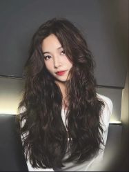 -诗悦发型烫染SALON