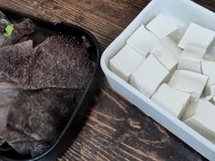 -小郡肝串串香火锅(龙跃路店)