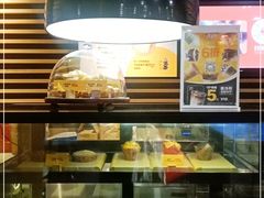 面包甜点陈列柜-麦当劳(双榆树店)