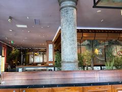 -八府香鸭·啫啫煲(华山路店)