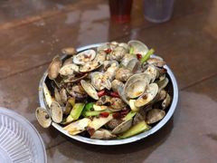 隔壁店的辣炒花蛤-清真·马峰烤肉(小学习北巷店)