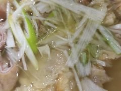 -金卯白肉罩火烧