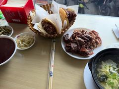 -闫家驴肉老店(华电一校店)
