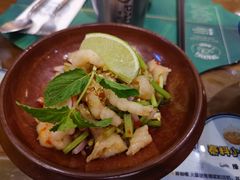 柠檬酸辣无骨凤爪-帕蓝·暹罗料理(曲阳店)