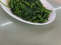 -红月湾海鲜饭店•沙滩海景(双月湾店)
