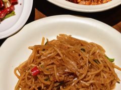 -肆海小川菜酒馆Wine Bistro (青年路店)