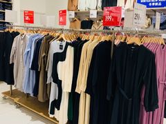 -优衣库(南京建邺万达广场店)