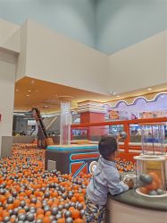 -乐多星球潮玩中心(沈阳嘉里城店)