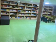 -艺起长大少儿美术教育(丹凤花园校区)