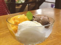 三色冰激凌-安琳acKONA咖啡(市南店)
