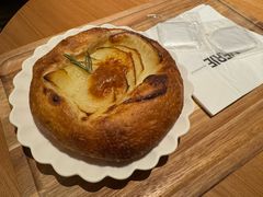 -VERIE BAKEHOUSE