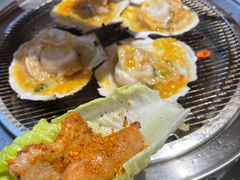 -围炉肉舍•炭烤活鳗•丹东海鲜烤肉(步行街店)