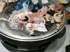 -啊美丽炭火烤肉(滑翔一店)
