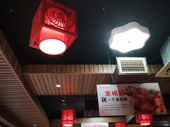-羊家胡同·龙虾烧烤火锅(龙汇路店)