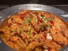 鸡翅煲-胖哥俩肉蟹煲(悦荟广场店)
