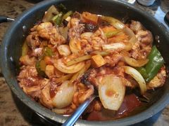 鲶鱼锅-猪啊牛呀羊啊铜盘烤肉(正大广场店)