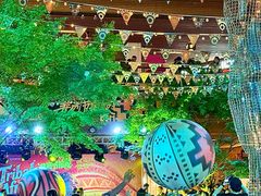 -瑞虹新天地月亮湾