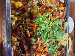 飘香鱼-马路牙子地桌烤肉(工体店)