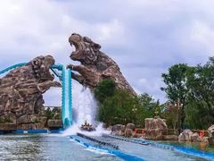 -七彩云南欢乐世界