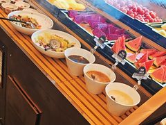 -牛YO寿喜烧·铁板烧和牛火锅自助(市府恒隆店)