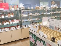 面包甜点陈列柜-花园饼屋·吐司蛋糕面包(星海店)