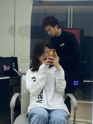-In Style Hair Salon