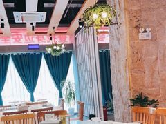 -香山湖家家宴(中山陵店)