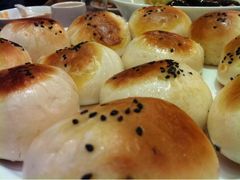 生肉包輕輕煎兩下-六婶西关小厨(光塔路店)