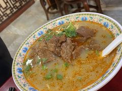 红烧牛三宝面-金杨拉面王小吃面馆·牛三宝面·红烧牛肉粉