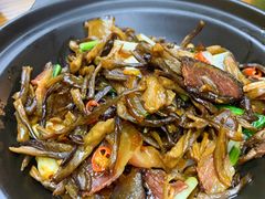 -云海肴·汽锅鸡·云南代表菜(天山百盛优客店)