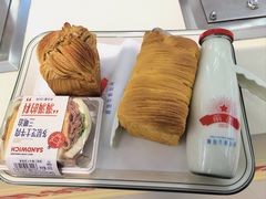 -红星前进面包牛奶公司(君太店)