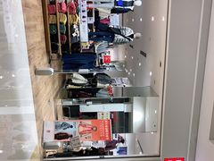 -优衣库(郑州丹尼斯大卫城店)