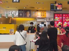 -麦当劳(深圳北站B2检票口楼上)