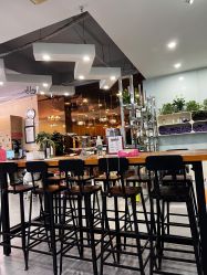 -佰亿Salon·烫染造型