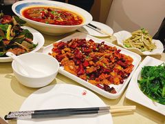 -渝信川菜 · 川味家常菜(长安店)