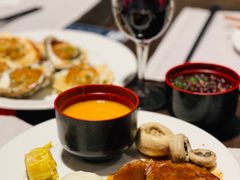 -宁波东钱湖华茂希尔顿酒店·湖畔全日餐厅